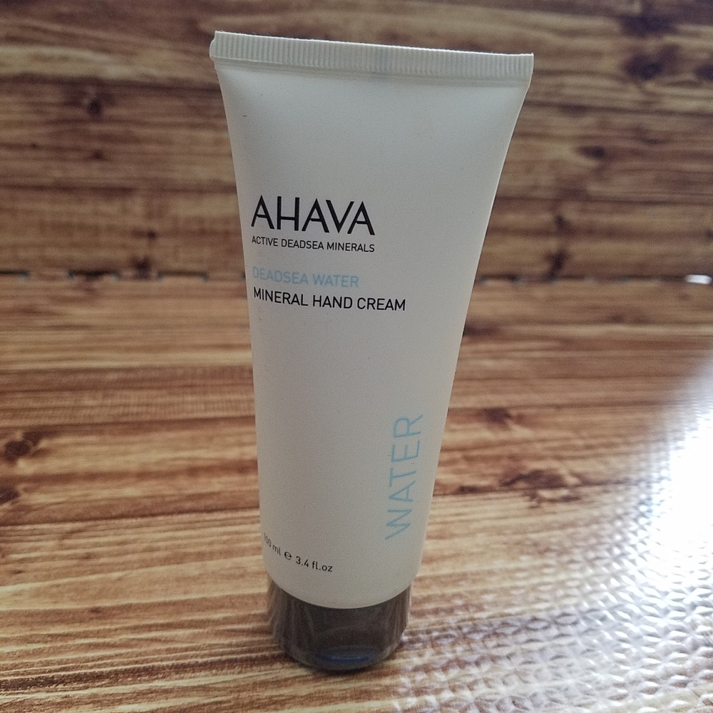 AHAVA Water Mineral Hand Cream - 3.4 Fl Oz Deadsea Water New SEALED